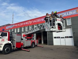 Экскурсию в ПСО №306 организовали для учеников школы №1391. Фото: официальная страница школы №1391 в социальных сетях